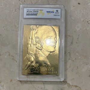 23K Gold Michael Jordan Flair Showcase Card 1996-97 WCG graded 10